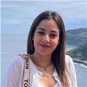 Maestra de educación infantil, pero también trabajo en educación primaria.